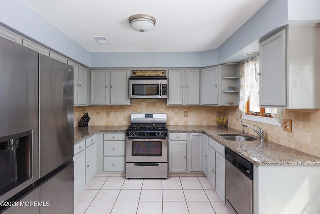 155 Luppatatong Avenue, Keyport, NJ 07735