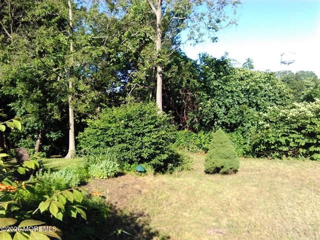 155 Luppatatong Avenue, Keyport, NJ 07735