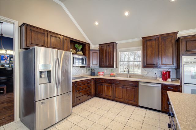 1079 Country Club Road, Sulphur Springs, TX 75482