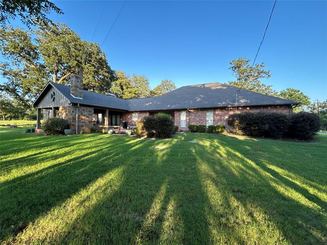 1079 Country Club Road, Sulphur Springs, TX 75482
