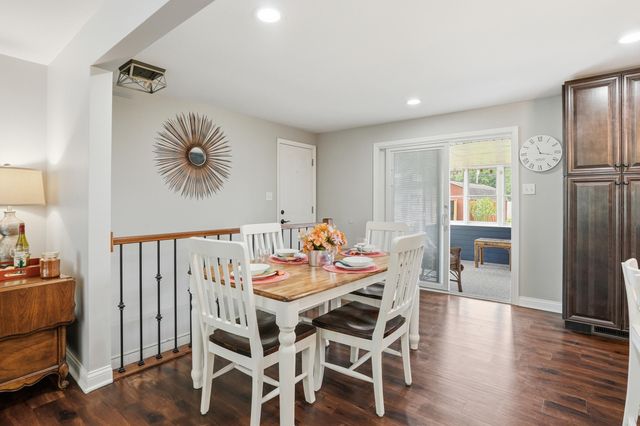1015 Pettibone Street, Crown Point, IN 46307