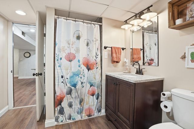 1015 Pettibone Street, Crown Point, IN 46307