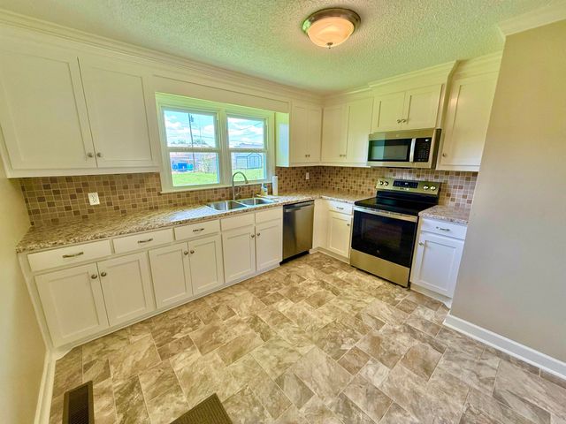 124 W 9th Street, Gaffney, SC 29340