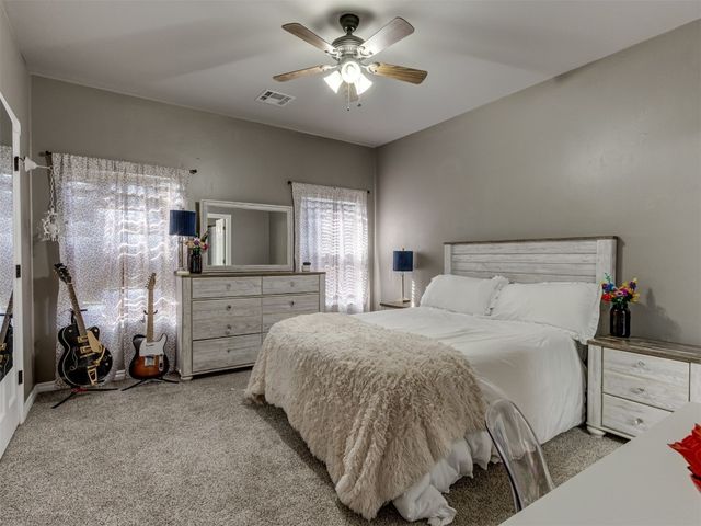 886 Silver Chase Drive, Choctaw, OK 73020