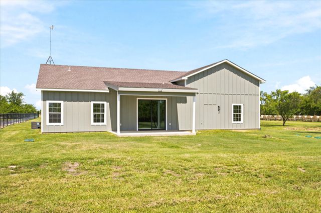 4593 County Road 2624, Caddo Mills, TX 75135