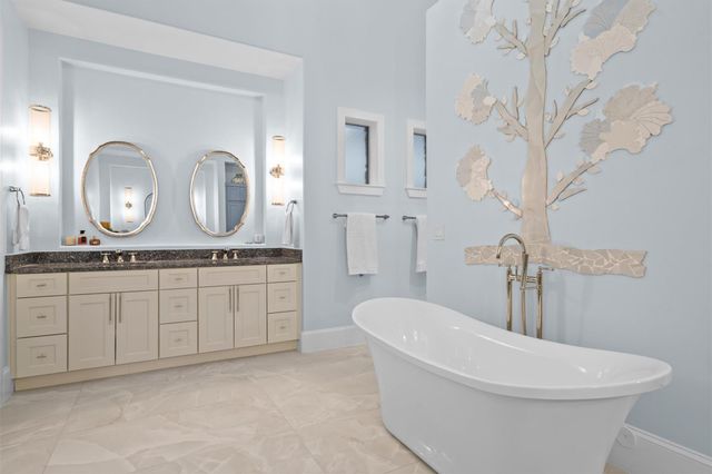 108 Golden Bear CV, Austin, TX 78738