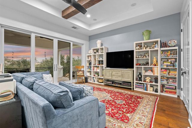 108 Golden Bear CV, Austin, TX 78738