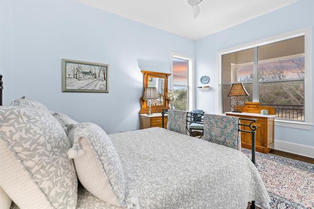 108 Golden Bear CV, Austin, TX 78738