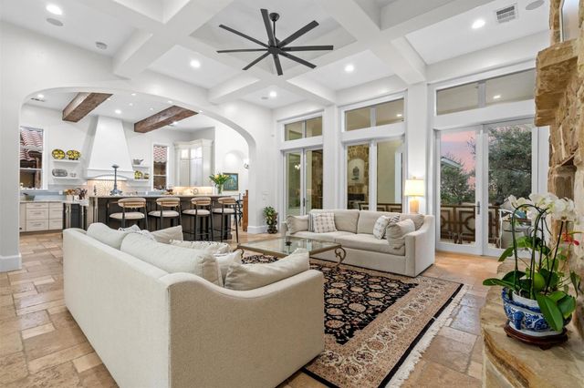 108 Golden Bear CV, Austin, TX 78738