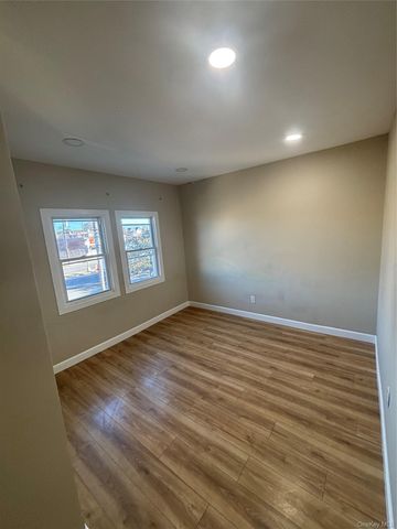 132-28 Crossbay Boulevard 2, Ozone Park, NY 11417