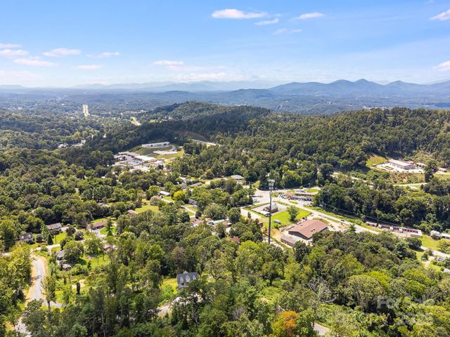 332 Espen Ridge 6, Asheville, NC 28804