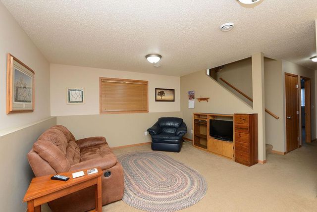 5265 50th Avenue S, Fargo, ND 58104