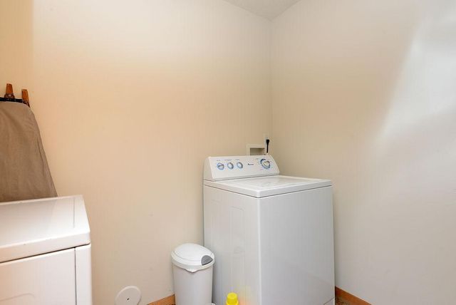 5265 50th Avenue S, Fargo, ND 58104