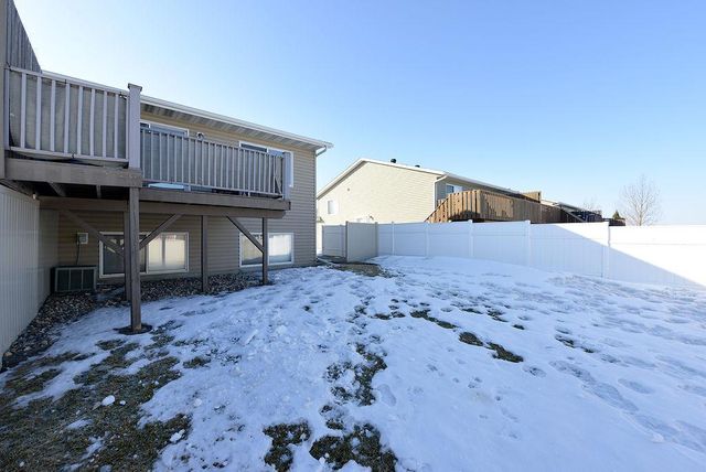5265 50th Avenue S, Fargo, ND 58104