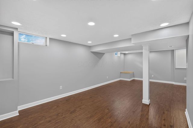 512 Barden Court, Columbus, OH 43230