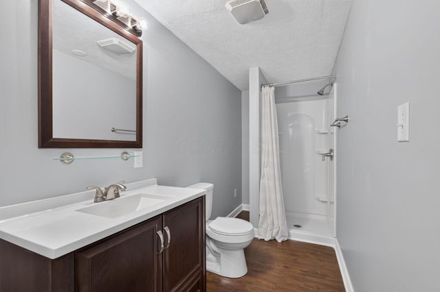 512 Barden Court, Columbus, OH 43230