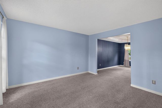 512 Barden Court, Columbus, OH 43230