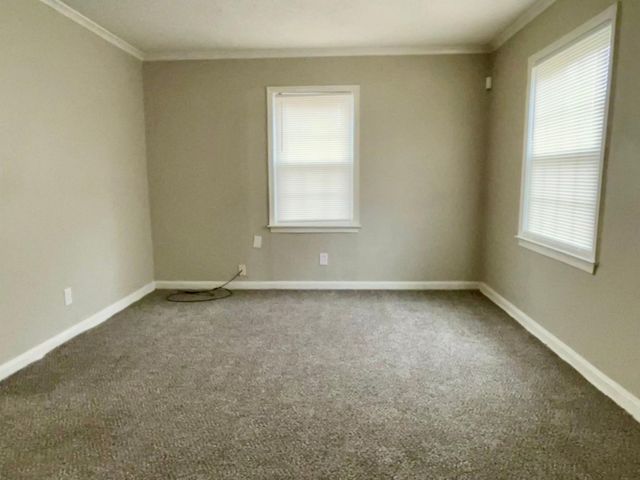 984 E RAINES RD, Memphis, TN 38116