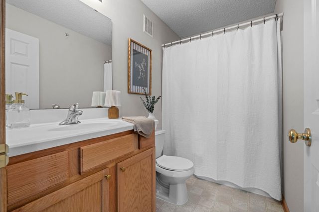 11226 Baltimore Street NE H, Blaine, MN 55449