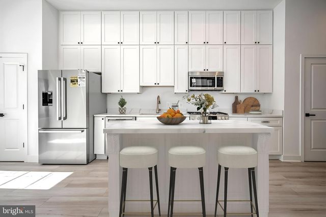 1619 Isherwood St NE Apt 2, Washington, DC 20002