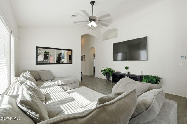 14384 SETH PAYNE Drive, Horizon City, TX 79928