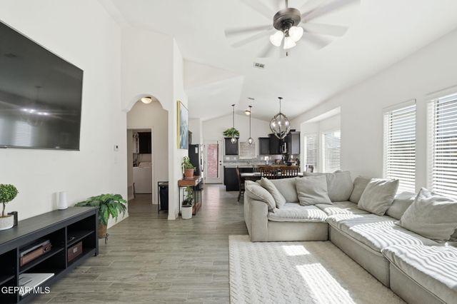 14384 SETH PAYNE Drive, Horizon City, TX 79928