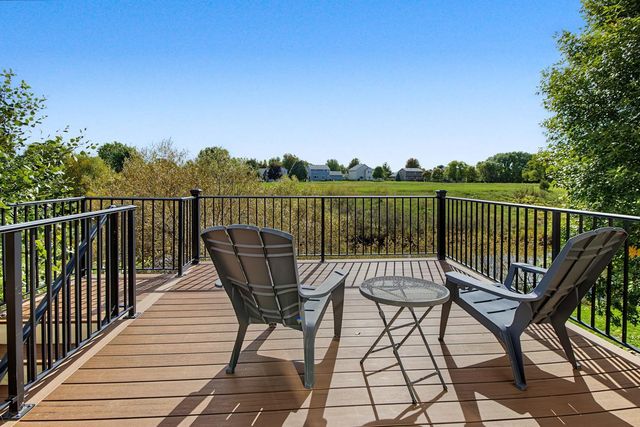 6111 106th Avenue N, Brooklyn Park, MN 55443