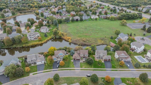 6111 106th Avenue N, Brooklyn Park, MN 55443