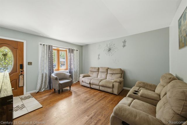 6724 Polk Street, Taylor, MI 48180