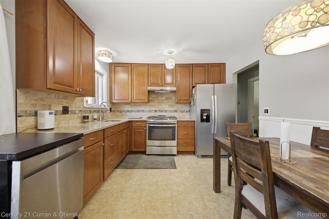 6724 Polk Street, Taylor, MI 48180