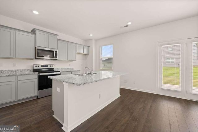 353 Arnica Drive, Locust Grove, GA 30248