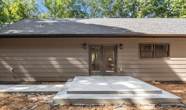 875 Little Leatherwood Rd, Vanleer, TN 37181