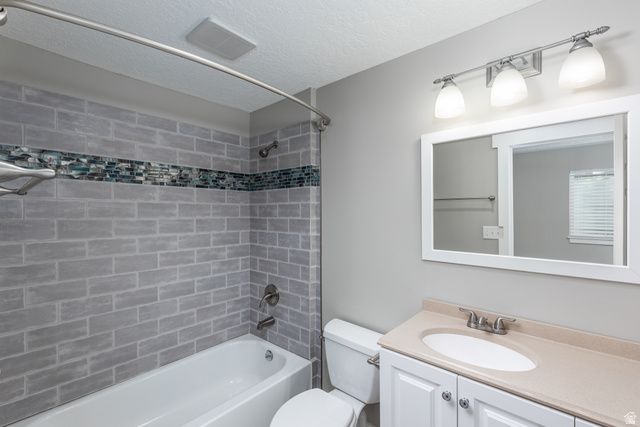 1683 W PACKSADDLE CIR, Bluffdale, UT 84065