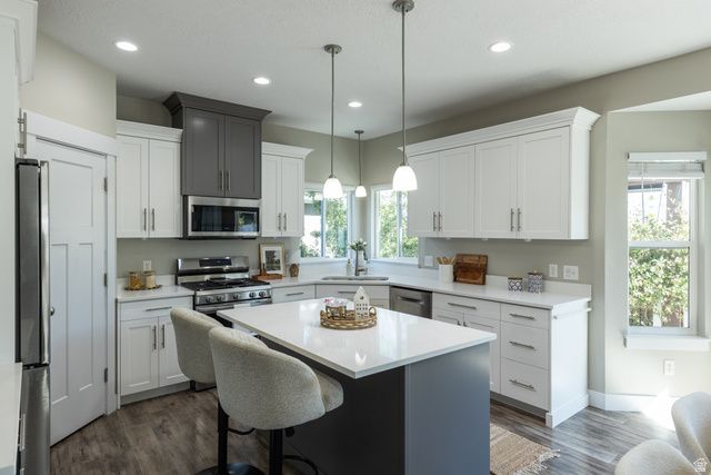 1683 W PACKSADDLE CIR, Bluffdale, UT 84065