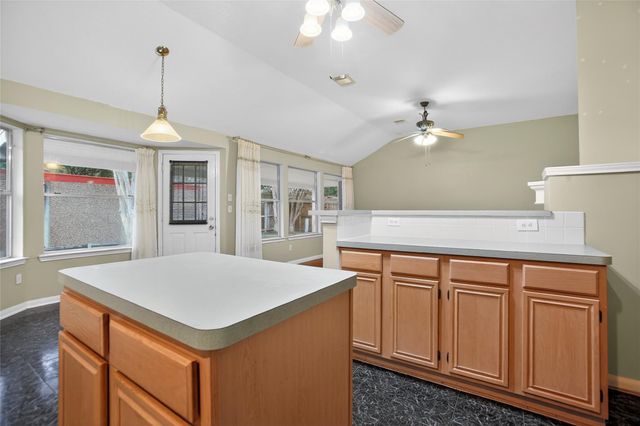 12530 Meadowglen Drive, Meadows Place, TX 77477