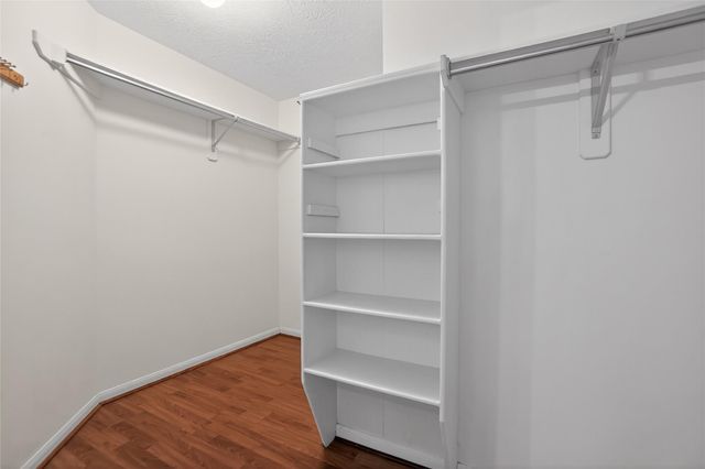 12530 Meadowglen Drive, Meadows Place, TX 77477