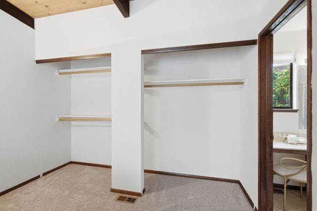 1415 S Eastern Rd, Spokane Valley, WA 99212