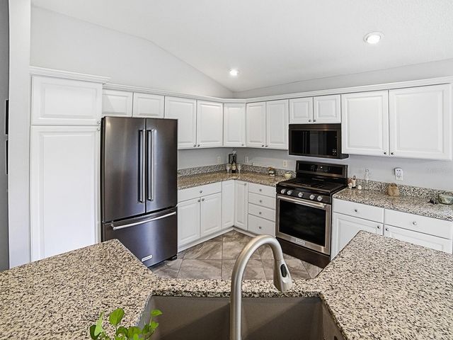 17498 SE 74TH RAES HALL AVENUE, The Villages, FL 32162