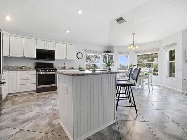 17498 SE 74TH RAES HALL AVENUE, The Villages, FL 32162