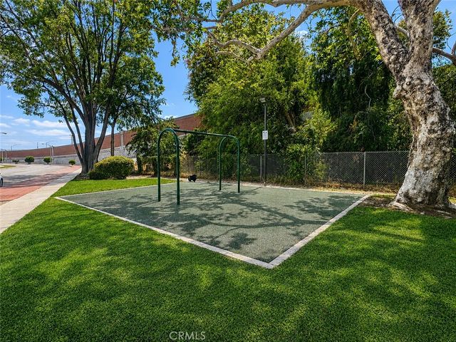 10539 Gridley Road, Santa Fe Springs, CA 90670