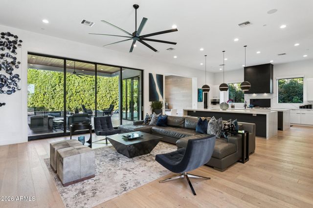 7542 E SUNDOWN Court, Scottsdale, AZ 85250