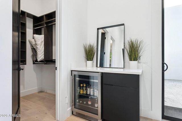 7542 E SUNDOWN Court, Scottsdale, AZ 85250