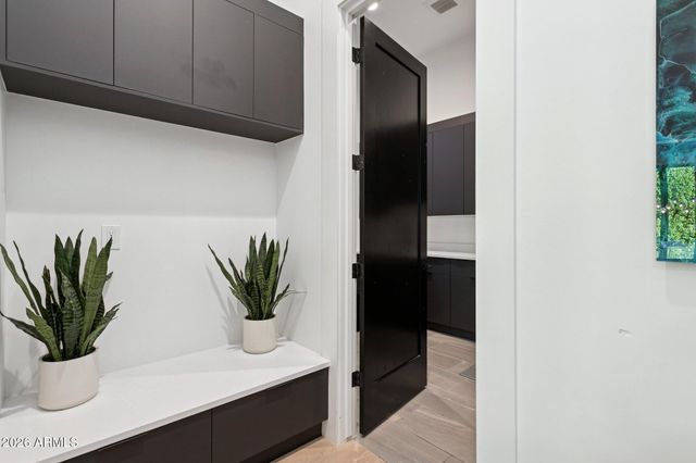 7542 E SUNDOWN Court, Scottsdale, AZ 85250