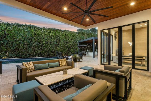 7542 E SUNDOWN Court, Scottsdale, AZ 85250