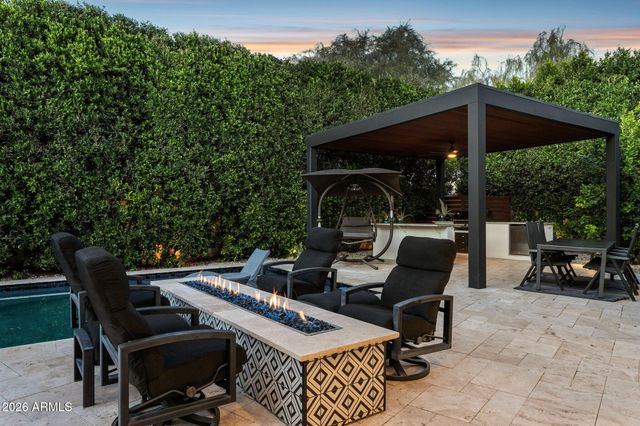 7542 E SUNDOWN Court, Scottsdale, AZ 85250