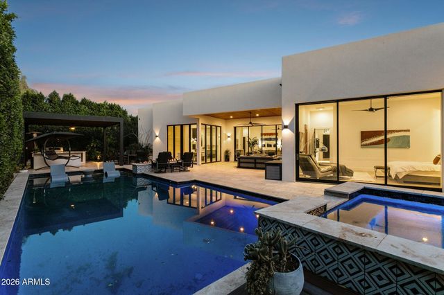 7542 E SUNDOWN Court, Scottsdale, AZ 85250