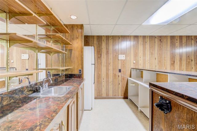 524 Rebecca Drive, St Charles, MO 63301