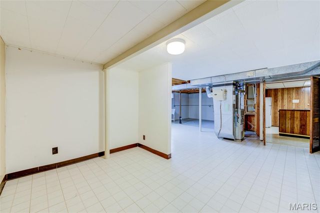 524 Rebecca Drive, St Charles, MO 63301