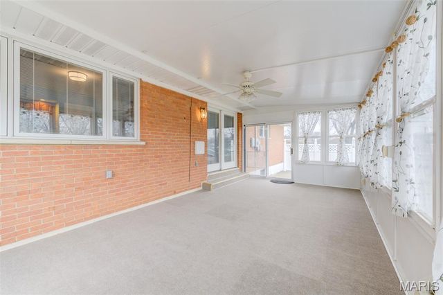 524 Rebecca Drive, St Charles, MO 63301