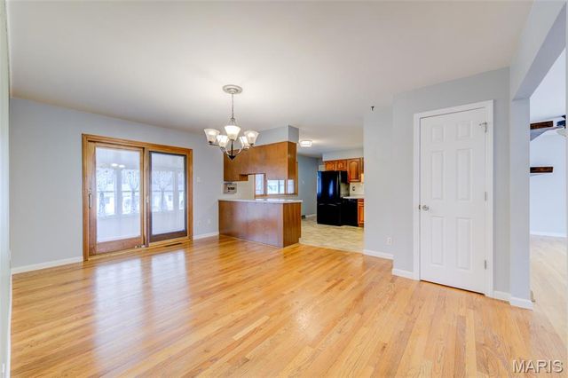 524 Rebecca Drive, St Charles, MO 63301